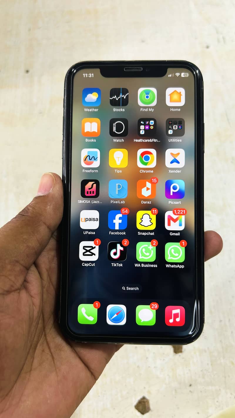 Apple iPhone XR Sim working 4