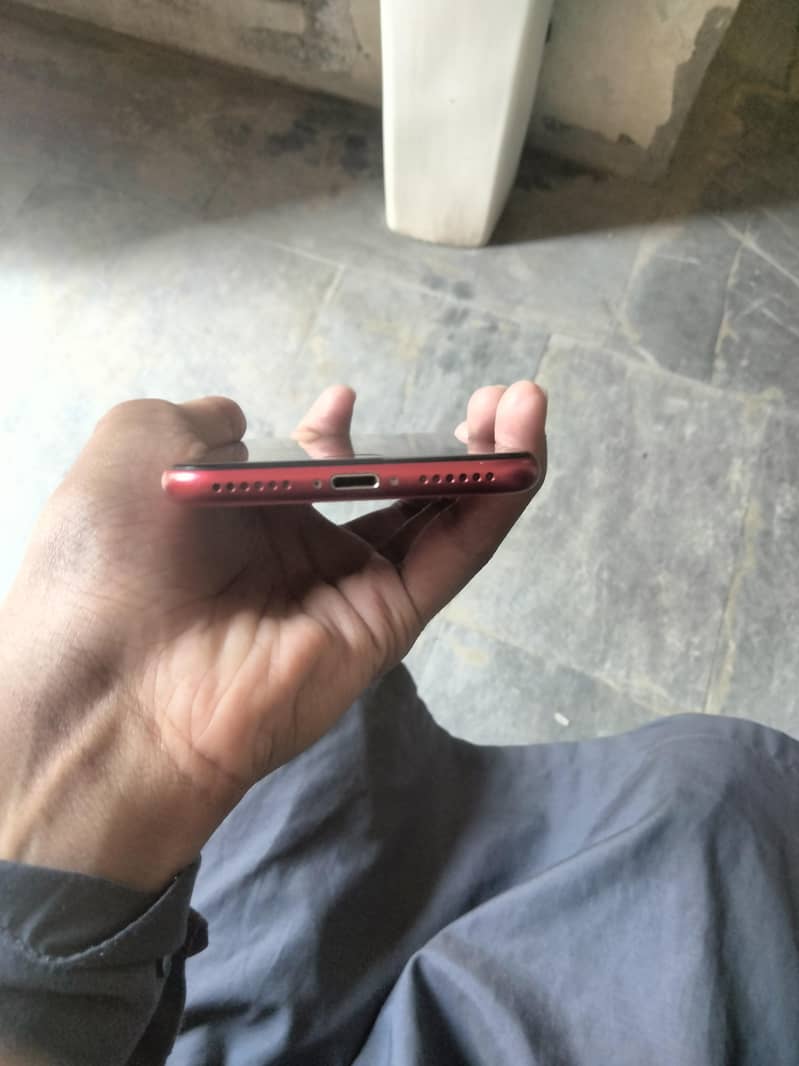 iPhone SE 2020 2