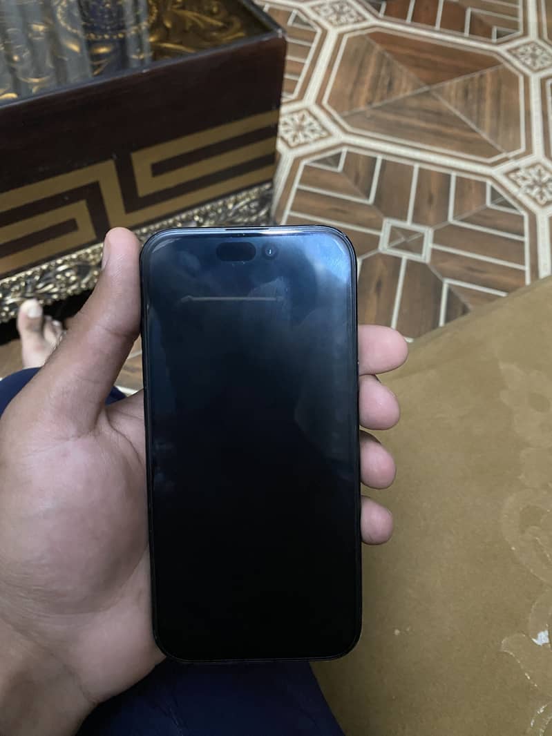 Apple iPhone 15 2