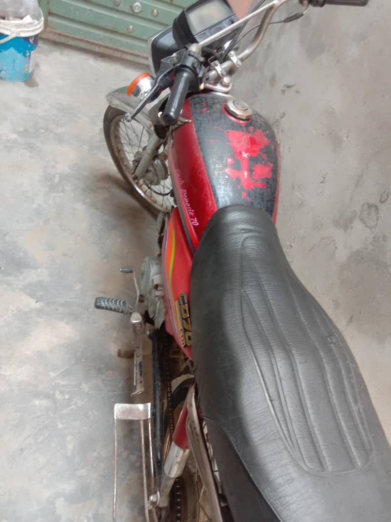 CD 70 cc for sell documents celer 3