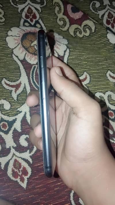 Apple iPhone 8
