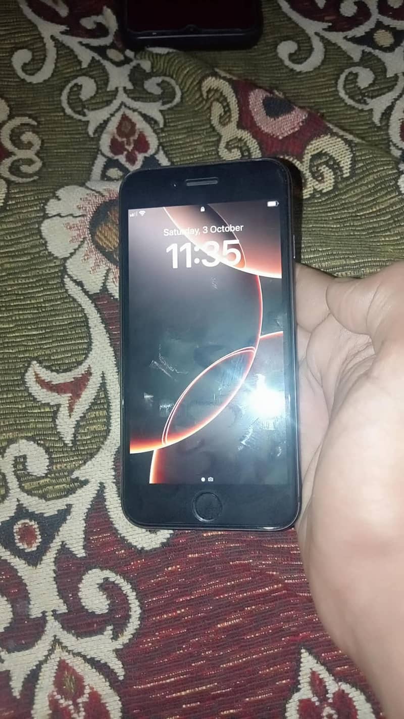 Apple iPhone 8 2