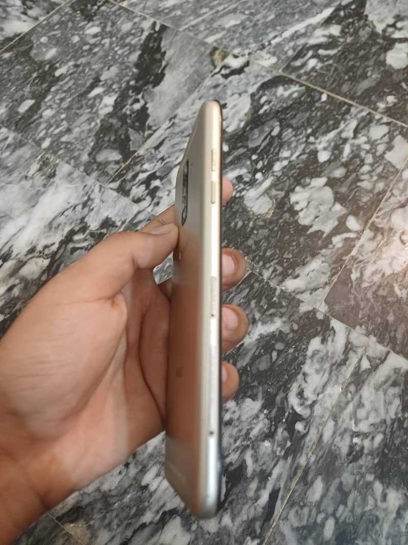 Samsung Mobile A6 Plus 2
