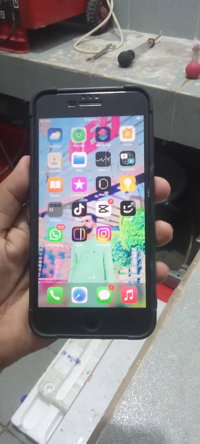Apple iPhone 7 Plus 4