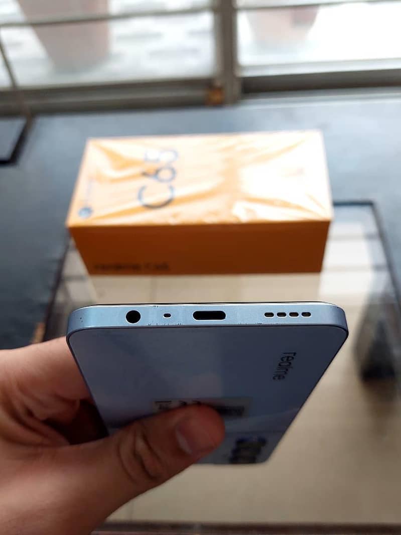 Realme C65 3