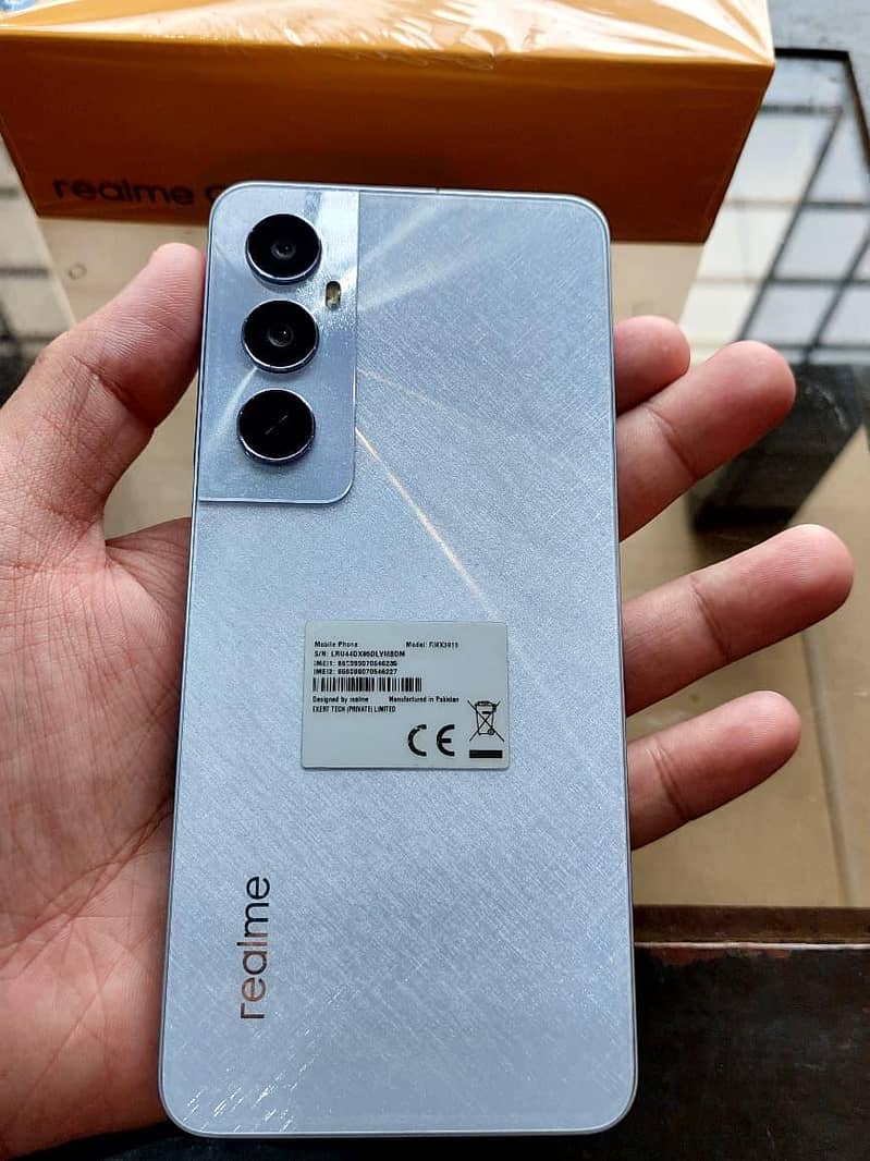 Realme C65 8