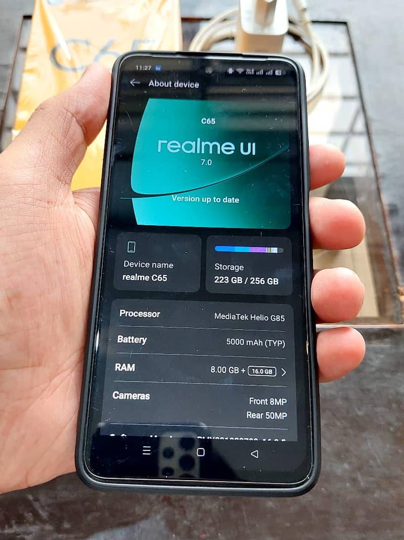 Realme C65 9