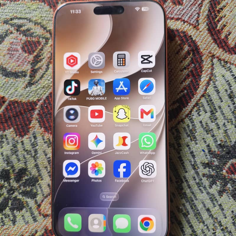 Apple iPhone 17 Pro Max 12