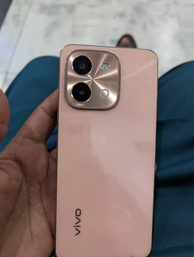 Vivo Y28