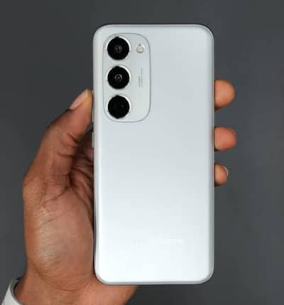 Tecno spark 40pro plus