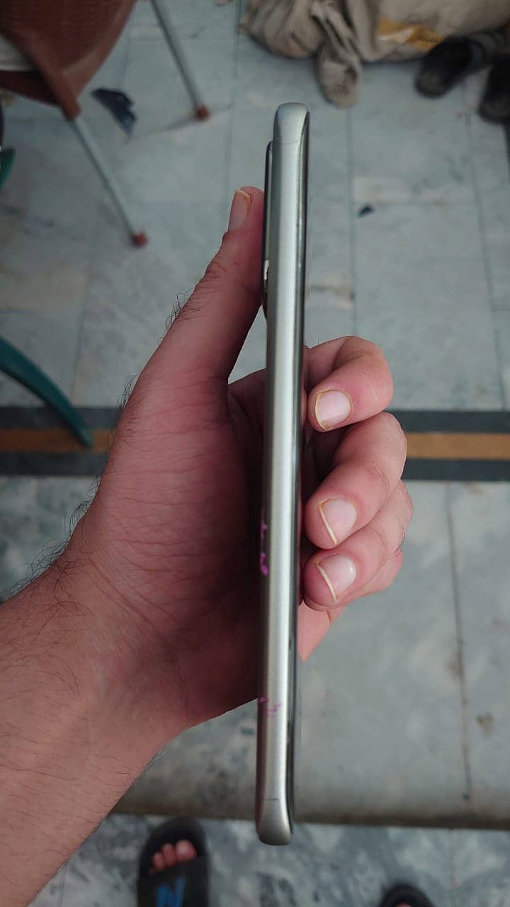 Infinix Note Edge 2