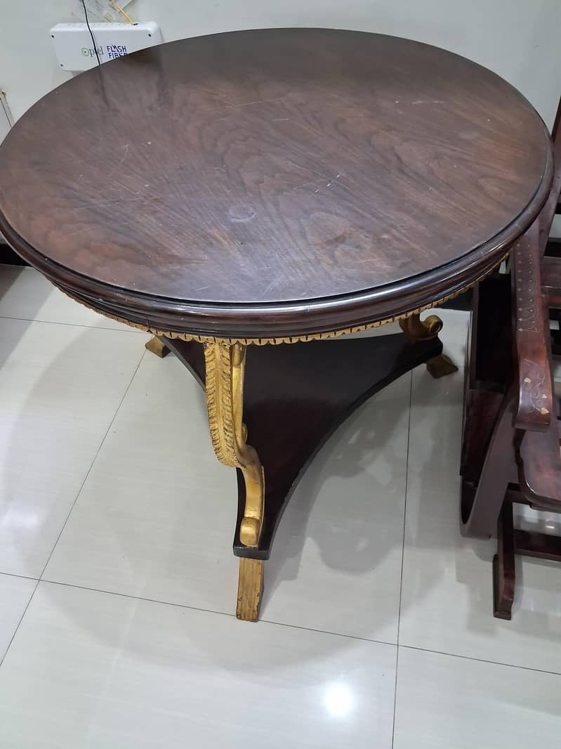 Round Table 4