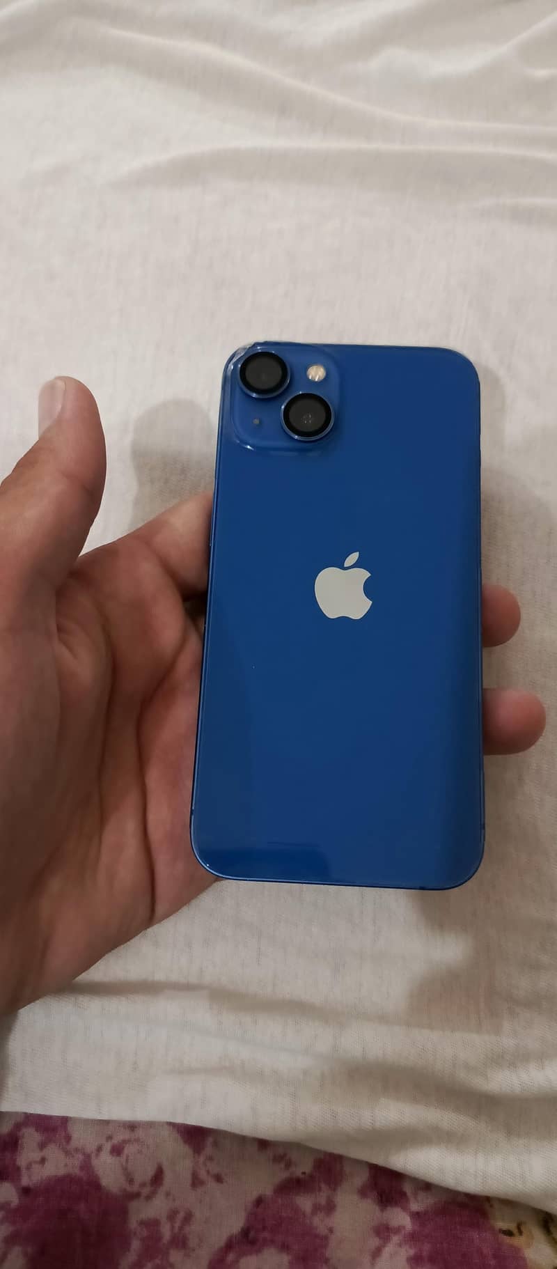 Apple iPhone 13 0