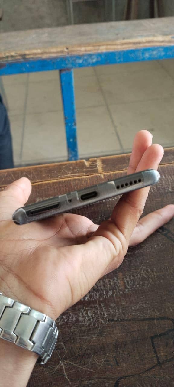 Tecno CAMON 30S 3