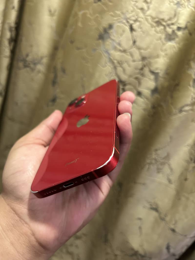 Apple iPhone 13 6