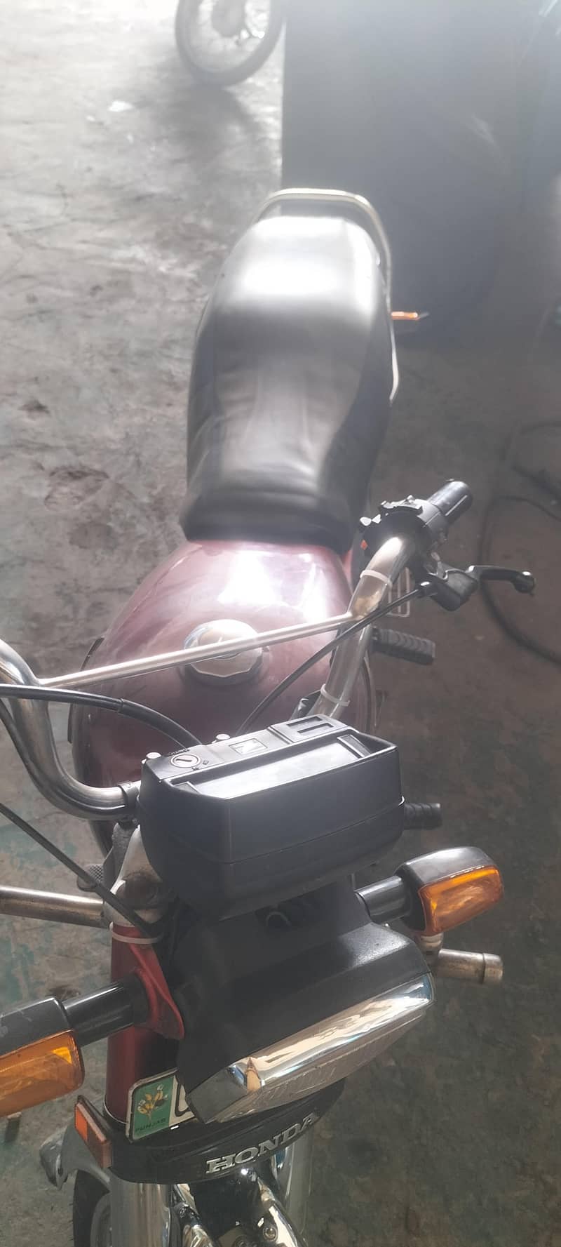 Honda cd 70 4