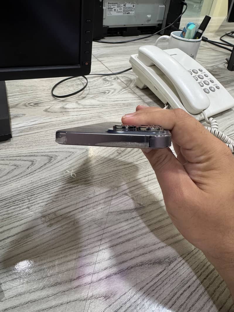 Apple iPhone 14 Pro Max Sim Lock 5