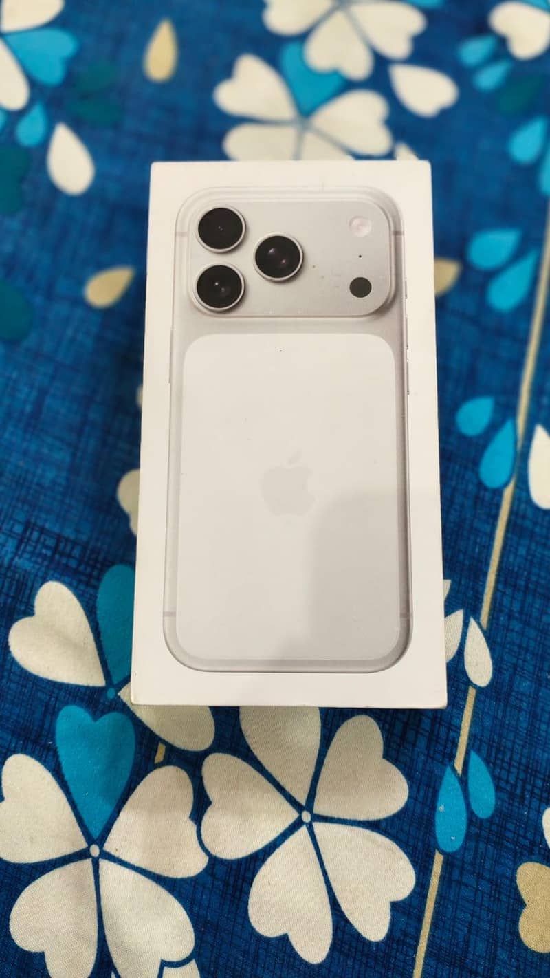 Apple iPhone 17 Pro 0