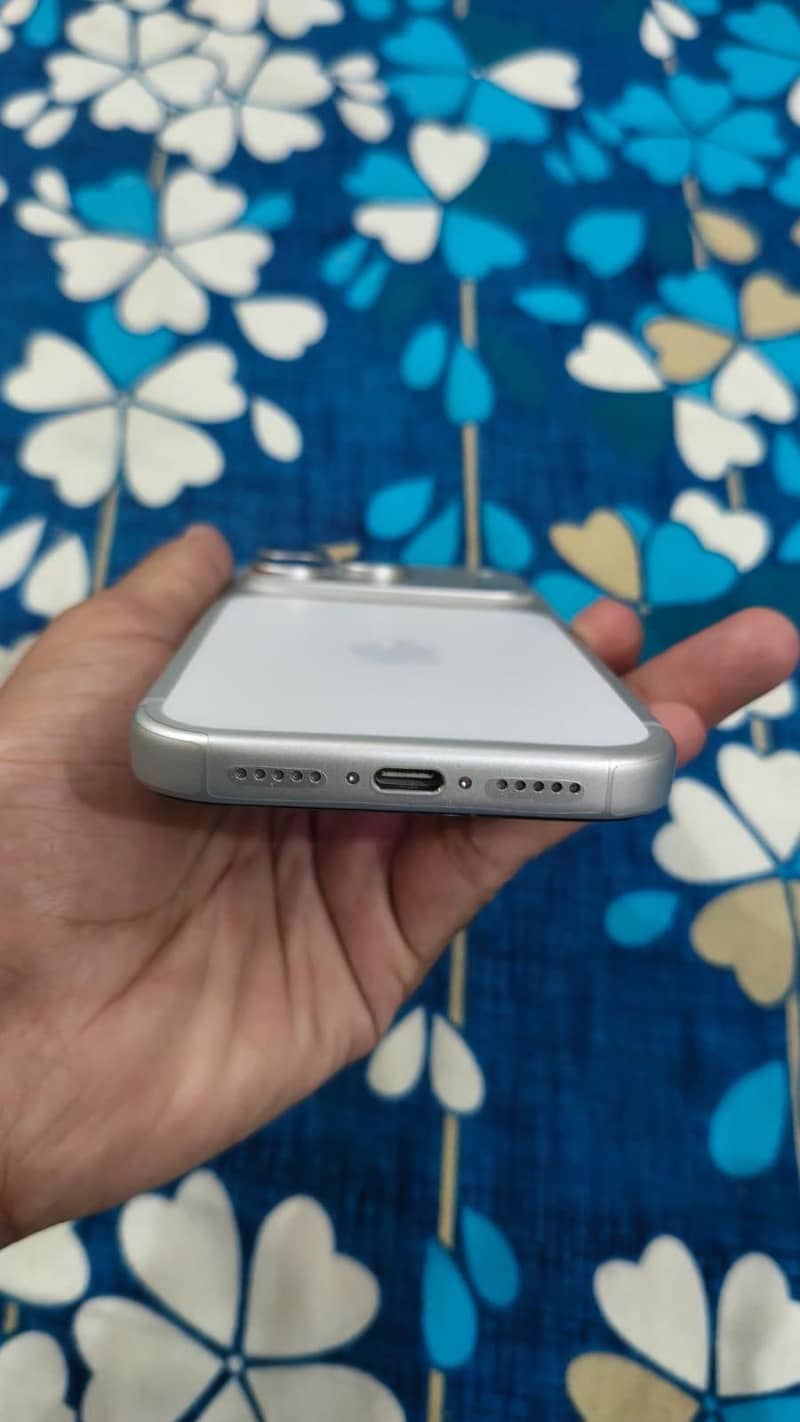 Apple iPhone 17 Pro 8