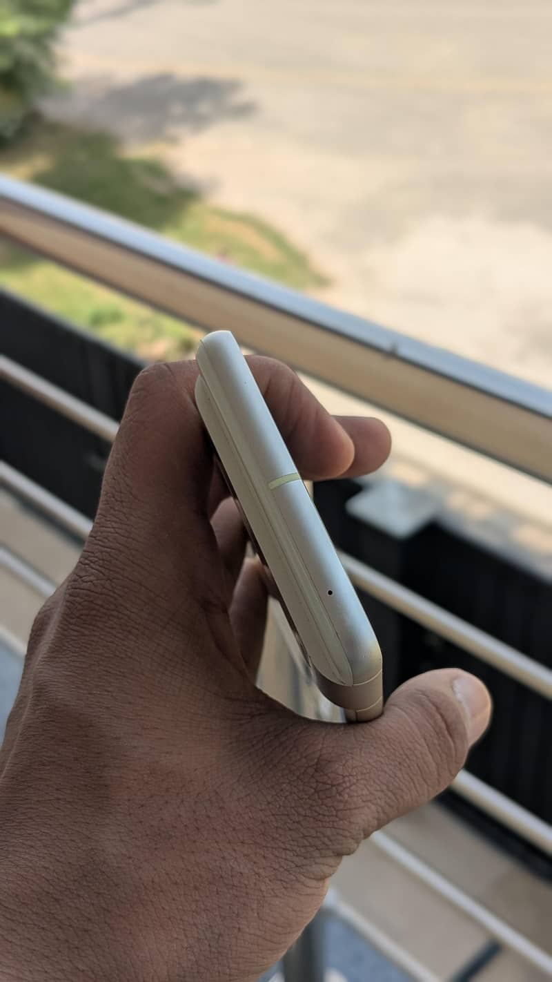 Google Pixel 7  (8/128 ]  9/10 3