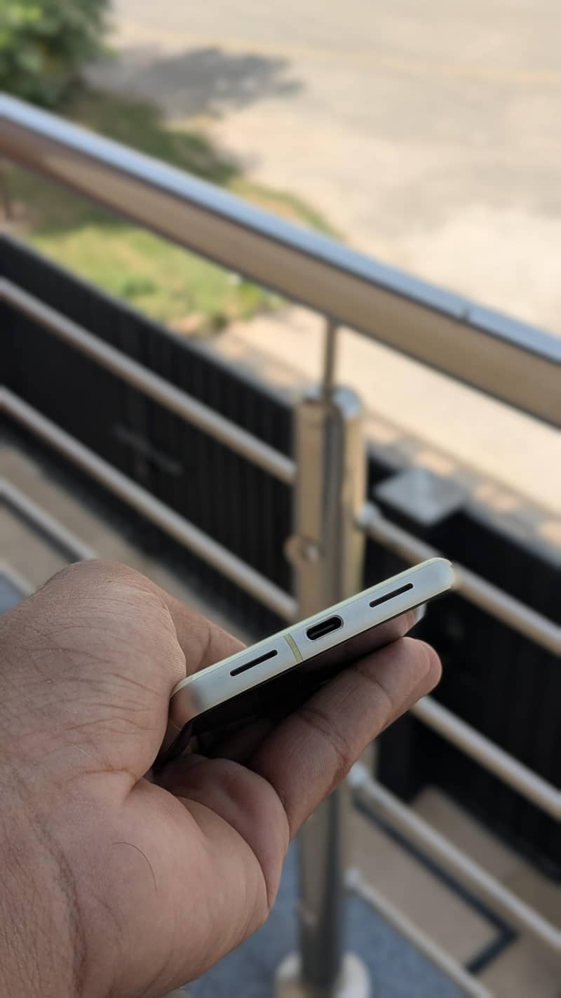 Google Pixel 7  (8/128 ]  9/10 5