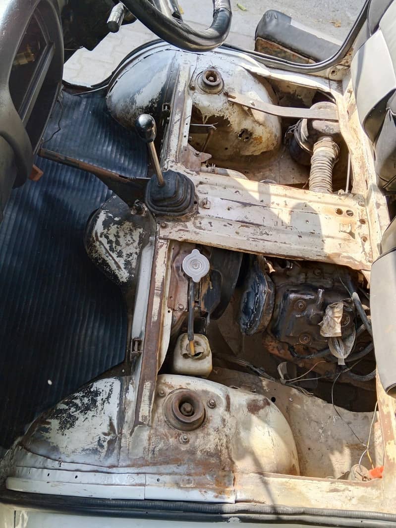 2003 Suzuki 13