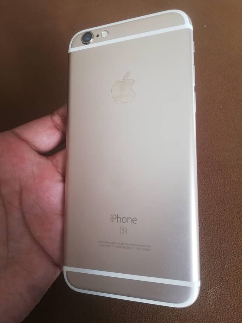 Apple iPhone 6S 1