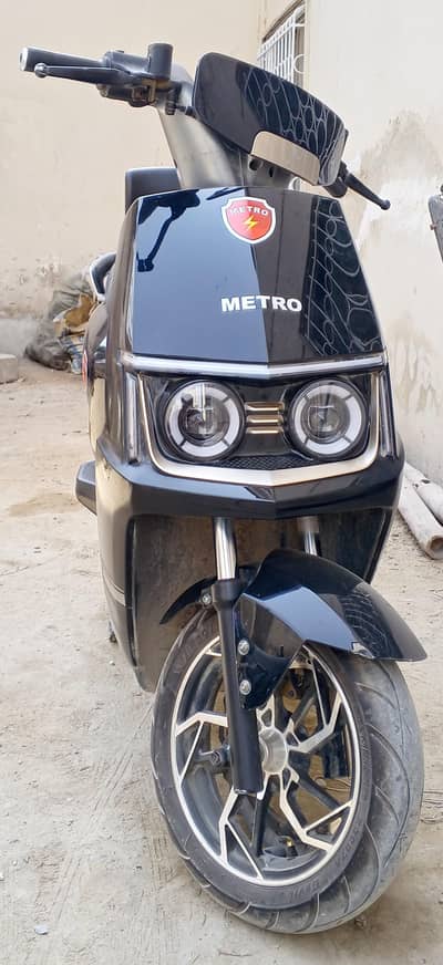 Metro M6 Lithium variant Like New