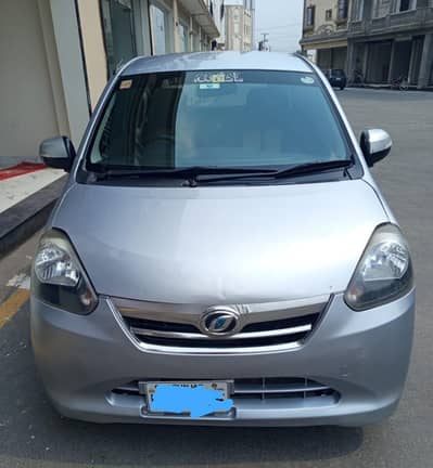 Daihatsu Mira 2011