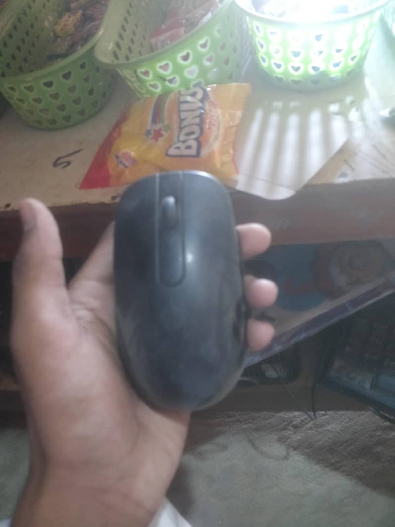 brand he 3