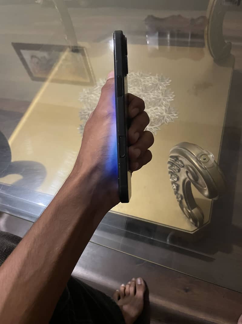 Apple iPhone 16 Plus 5