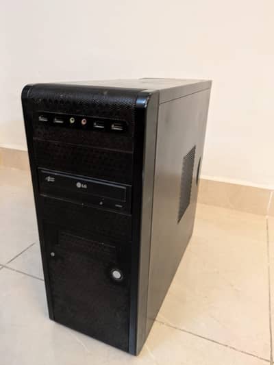 GTX 950 2GB, i7-4770S, 16GB RAM GAMING DESKTOP PC