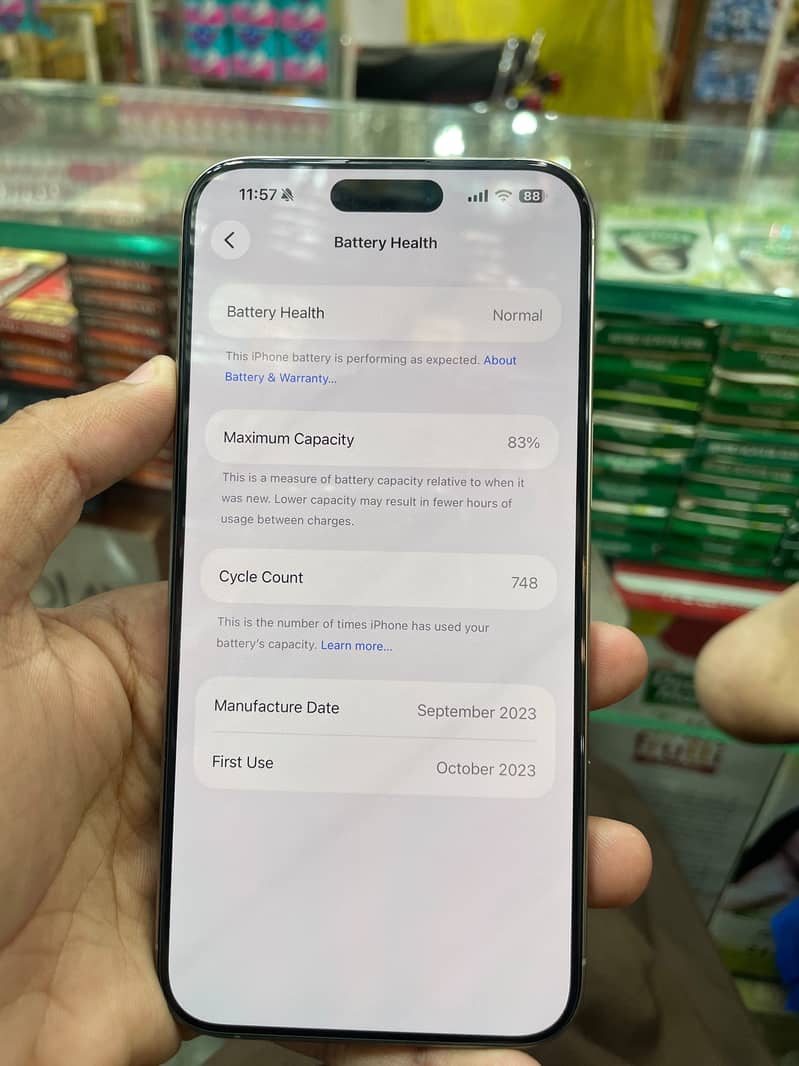 Apple iPhone 15 Pro Max 4