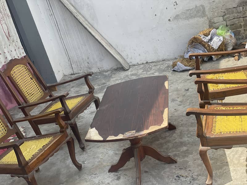4 chairs with table 1