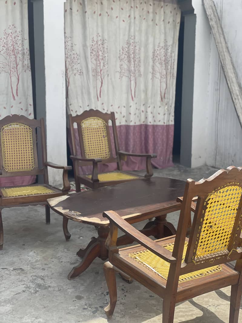 4 chairs with table 4