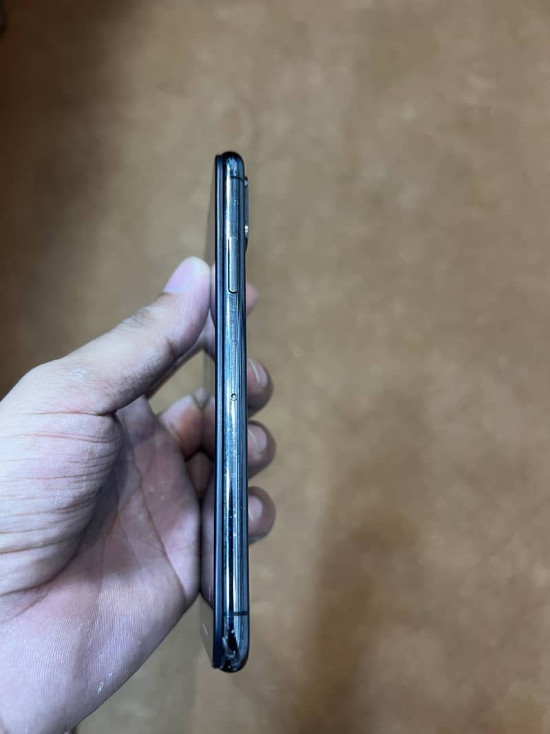 Apple iPhone XS 2