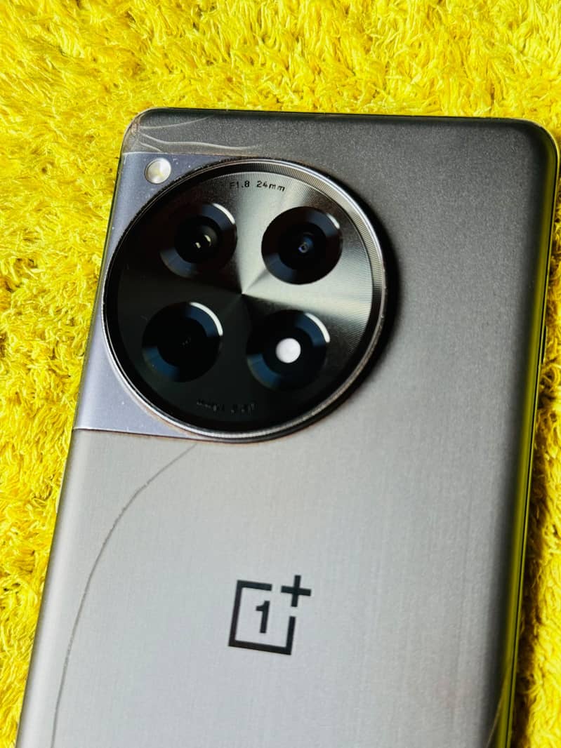 One Plus 12R 4