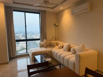 2 Bed Luxury Apartment For Sale In Gulberg 3 Near CBD 995 Sqft Front Facing