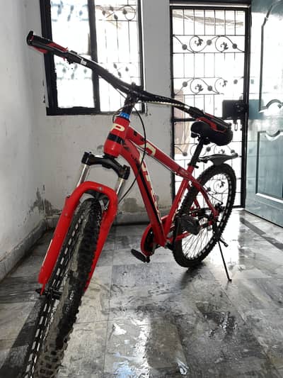 PLUS MOUNTAIN CYCLE FOR SALE!!