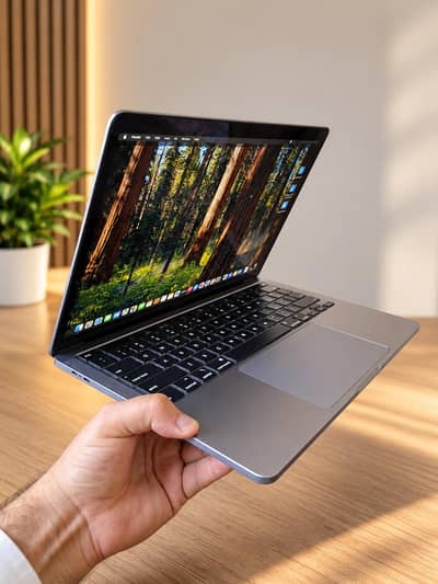 MacBook Pro 13-inch (2020) — 16GB RAM | 512GB SSD