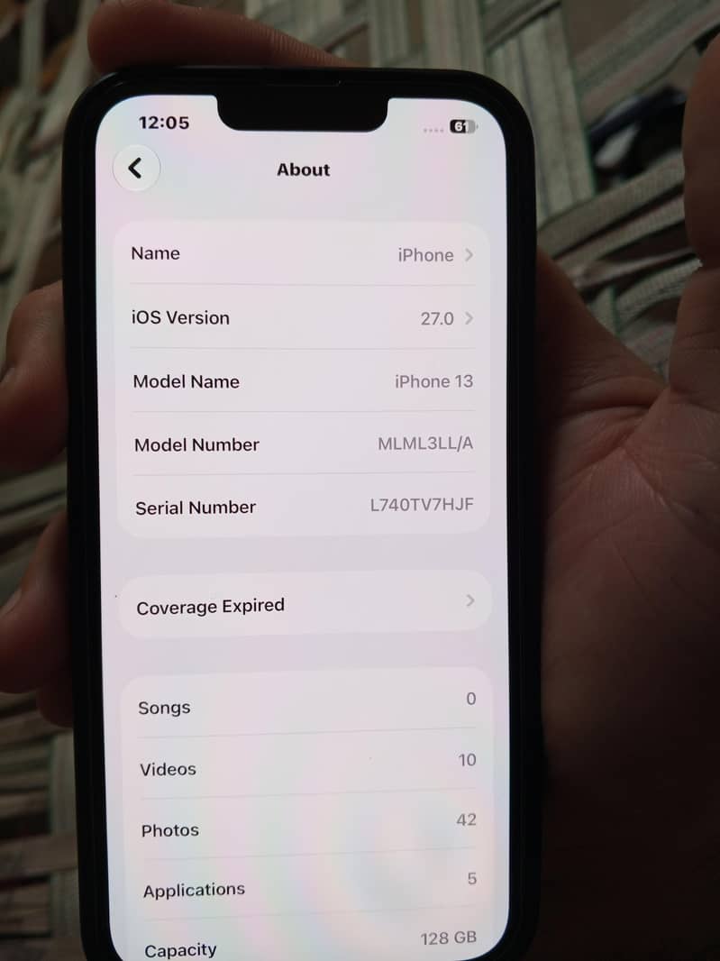 Apple iPhone 13 5