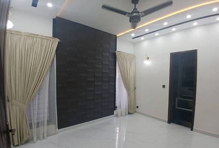 10 Marla House For Sale In Paragon City Lahore