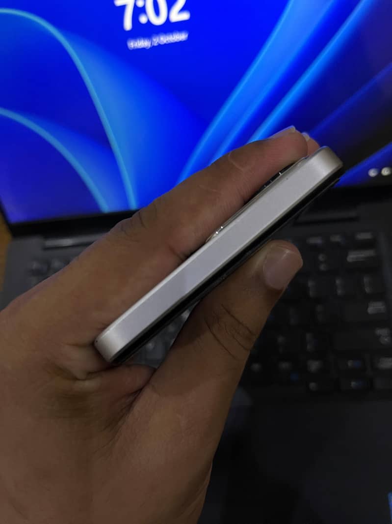 Realme C71 3