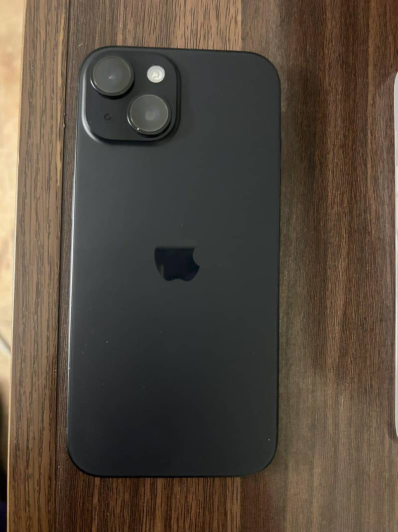 Apple iPhone 15 5