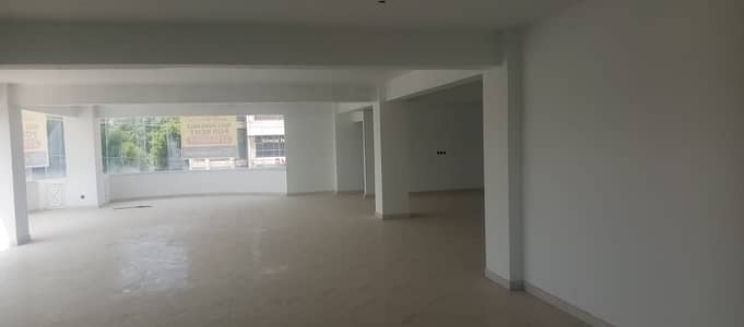 500 SQUARE FEET OFFICE AVAILABLE FOR RENT AT SUSAN ROAD FAISALABAD