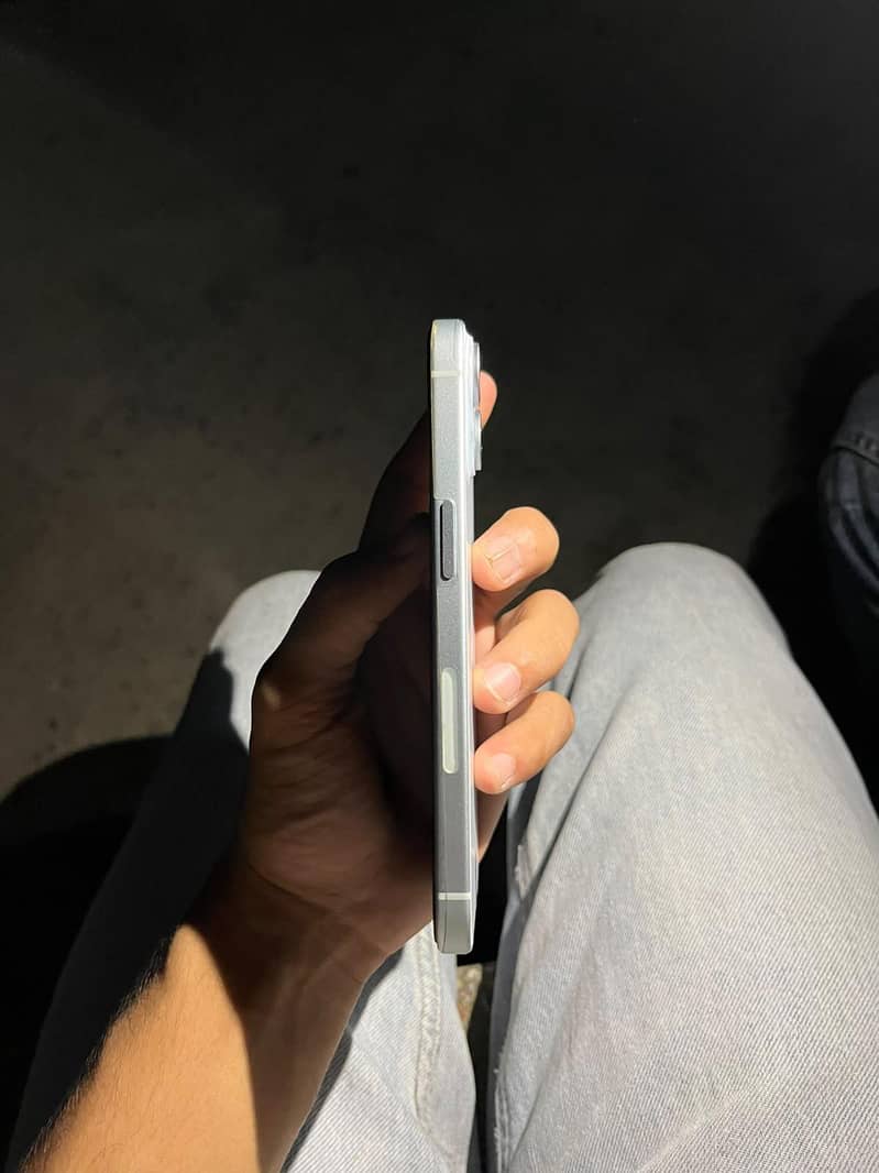 Apple iPhone 15 jv 3