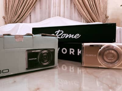 FUJIFILM DIGICAM | BRAND NEW CONDITION