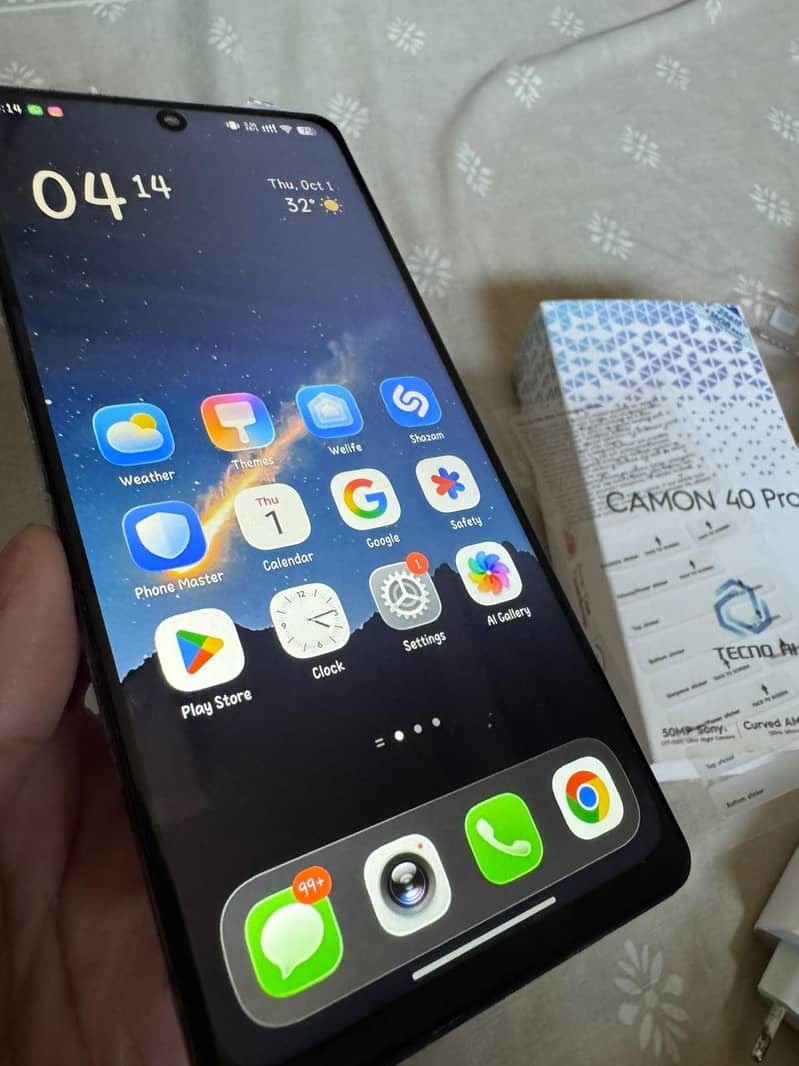 Tecno CAMON 40 Pro (sandy titanium) 0