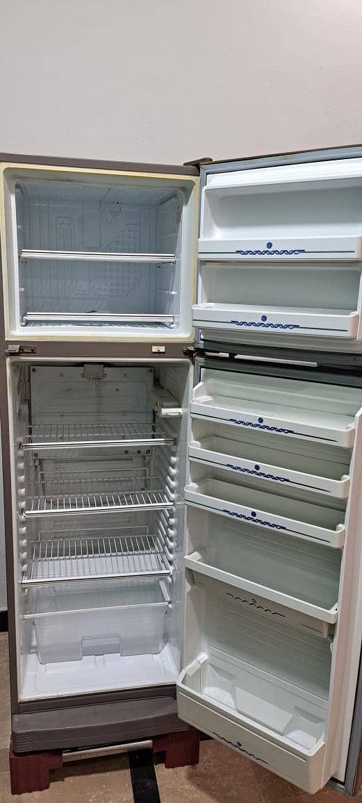 Dawnlance Refrigerator 1