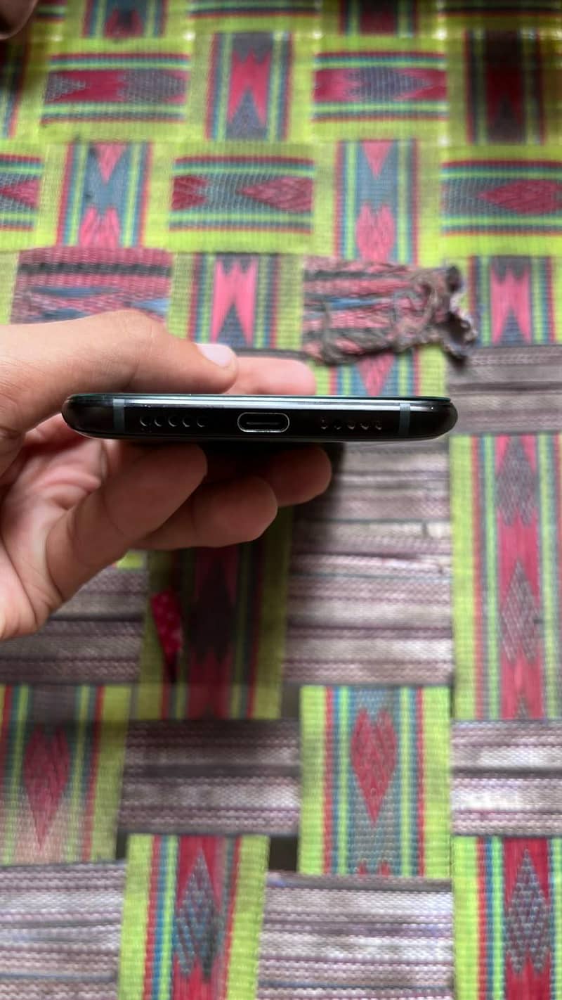 One Plus 6T 2